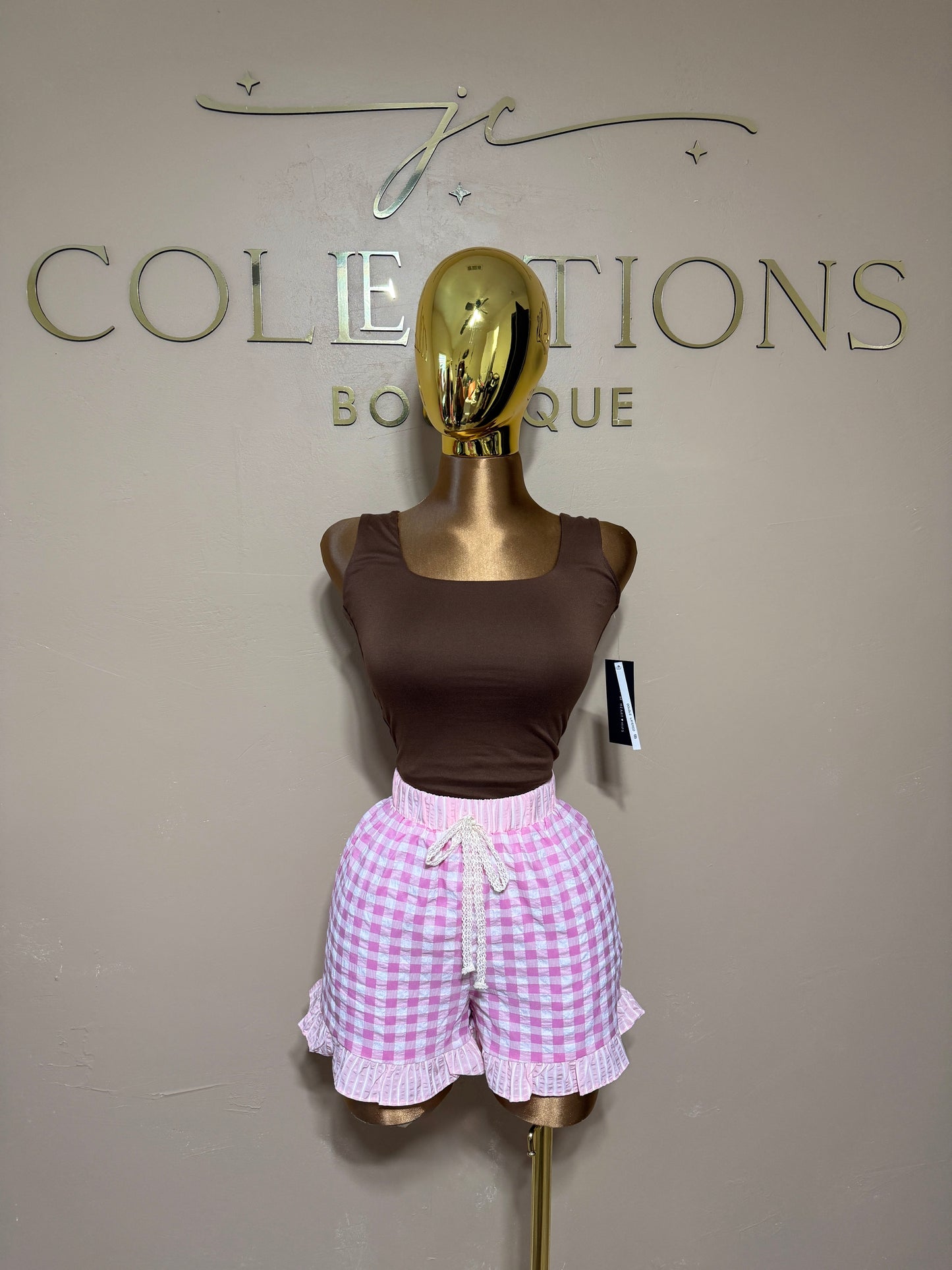 Pink ruffle shorts