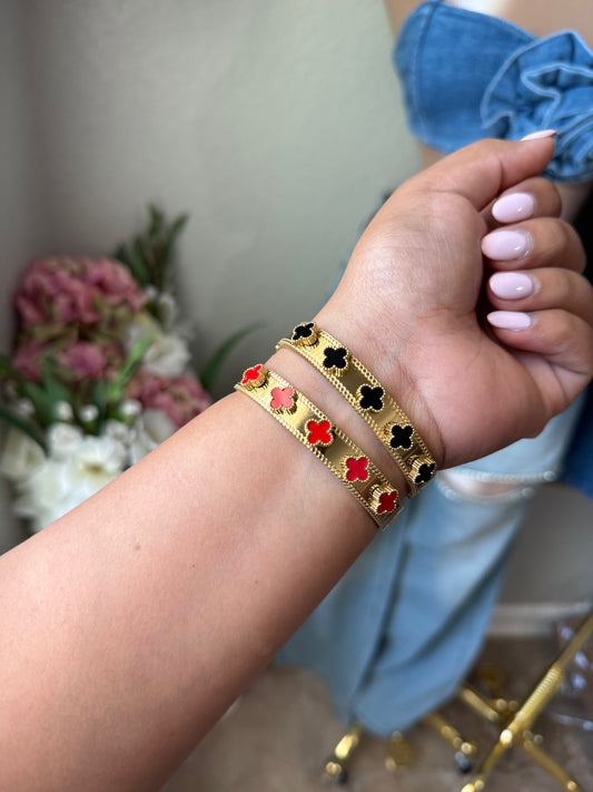 5 clover bracelet